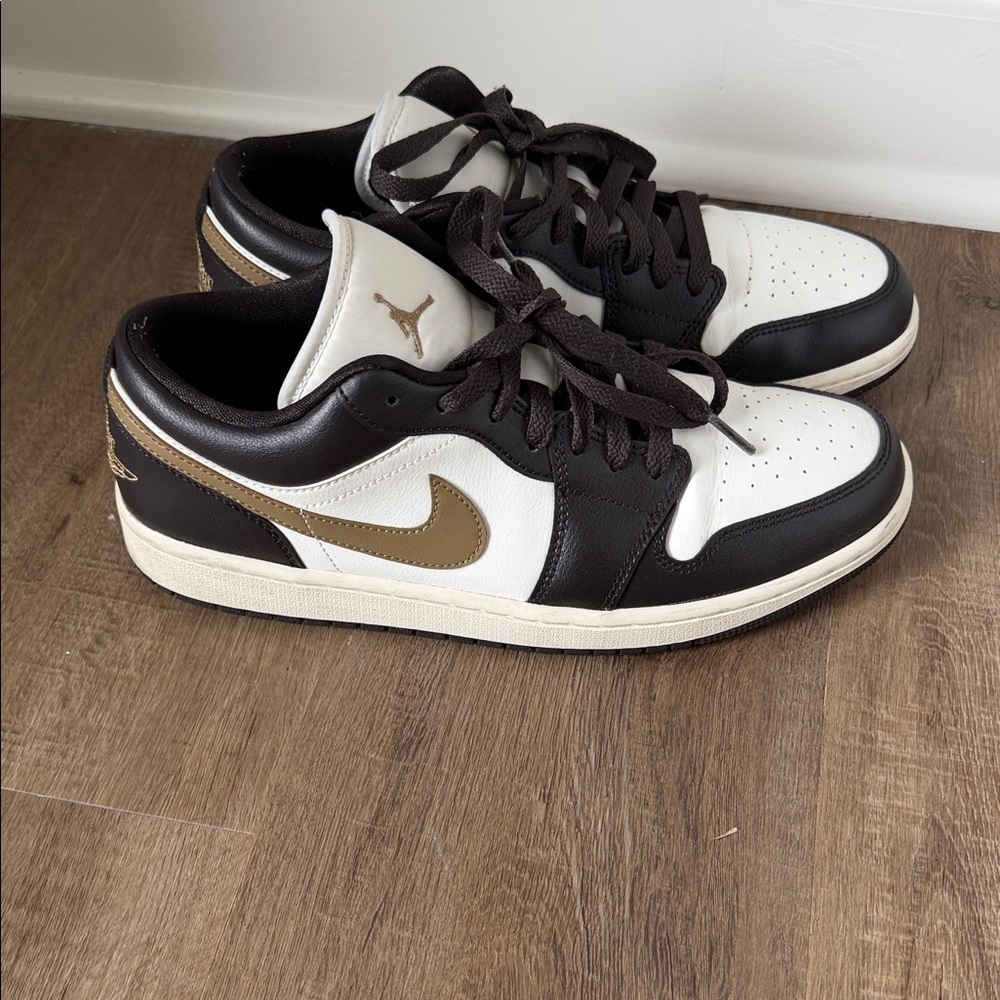 Nike Air Jordan 1 Low 'Shadow Brown' - Picture 5 of 7